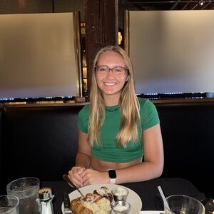 Meet your Posher, Anna